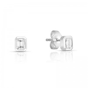 18K WHITE GOLD EMERALD CUT DIAMOND EARRING .35CTW. 