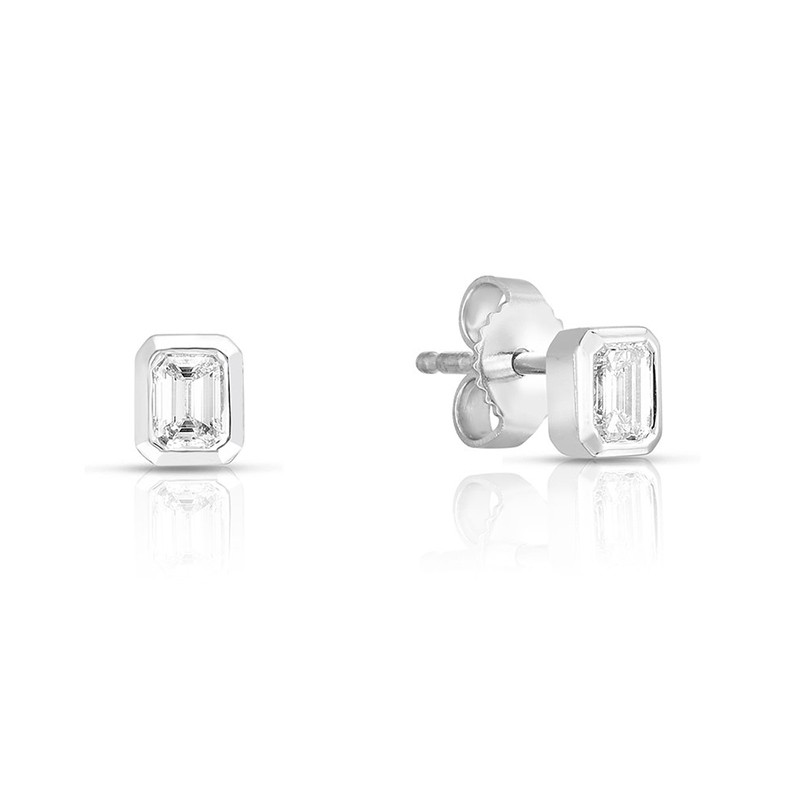 http://williambarthman.bluestar-apps.com/upload/product/18K WHITE GOLD EMERALD CUT DIAMOND EARRING .35CTW. 