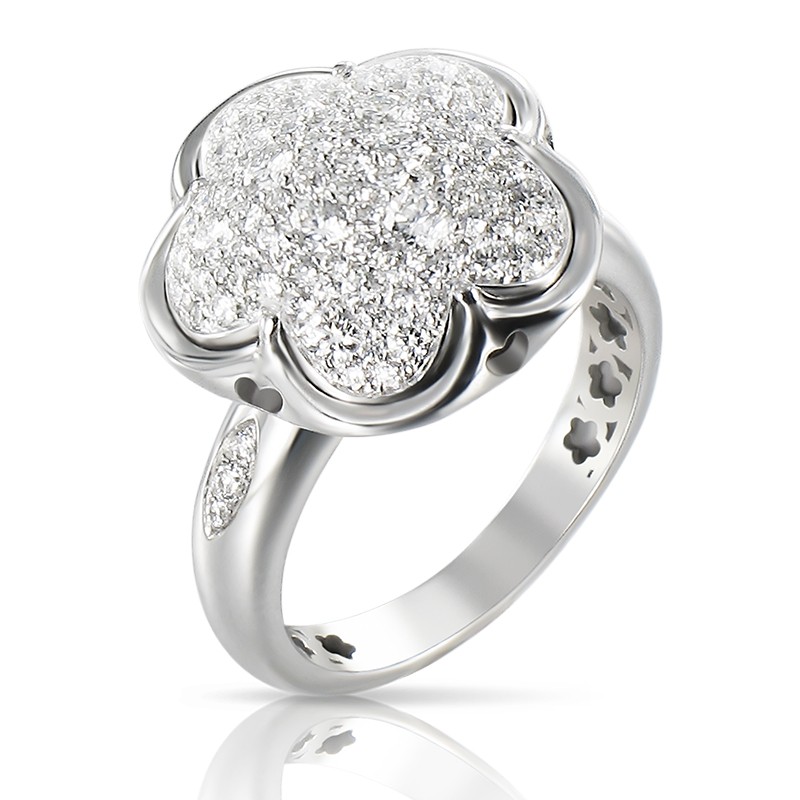 http://williambarthman.bluestar-apps.com/upload/product/18K WHITE GOLD DIAMOND BON TON RING 0.78CT. 