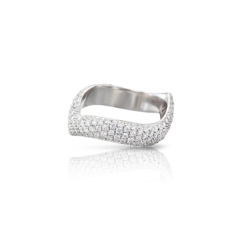 http://williambarthman.bluestar-apps.com/upload/product/18K WHITE GOLD TOUCH WHITE DIAMONDS RING 1.63CT. 