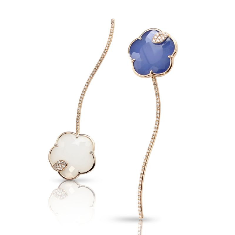 http://williambarthman.bluestar-apps.com/upload/product/Pasquale Bruni 18k Rose Gold Joli Earrings with White Agate and Lapis Lazuli Doublet, White Agate and Mother of Pearl Doublet, White and Champagne Diamonds