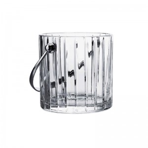 harmonie crystal ice bucket BACCARAT. 