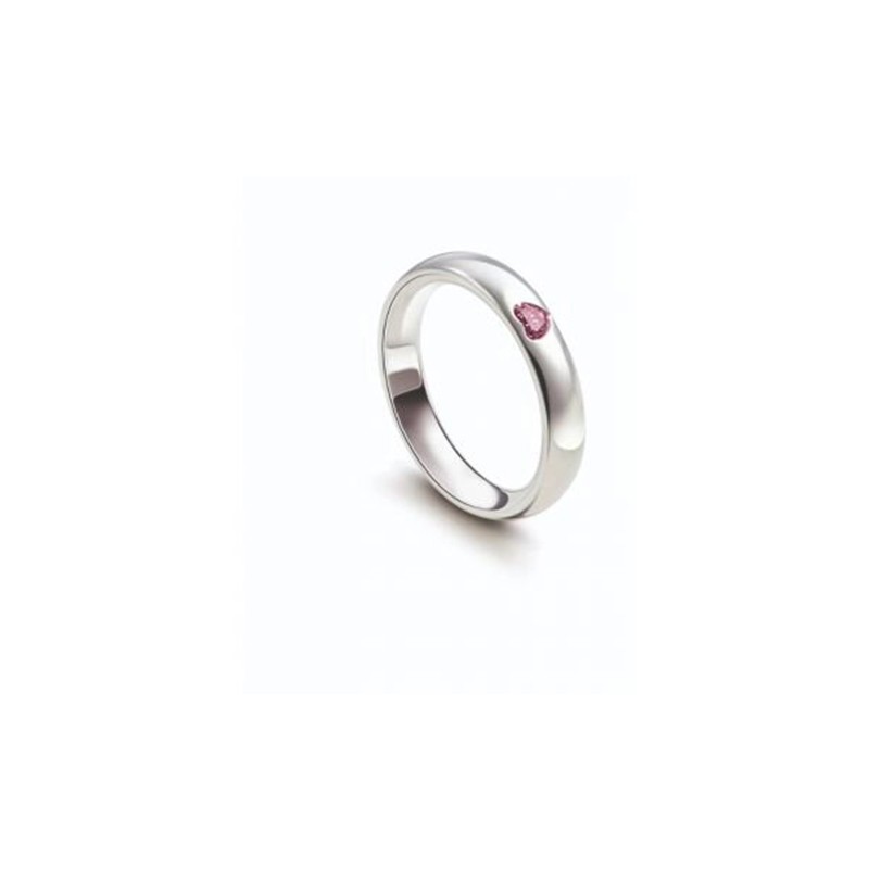 http://williambarthman.bluestar-apps.com/upload/product/RING RUBY HEART CUT SIZE 13. 