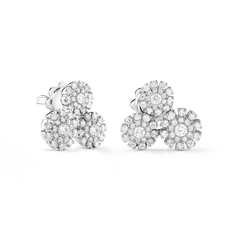 http://williambarthman.bluestar-apps.com/upload/product/Damiani 18k White 3 Flower Diamond Studs 0.72ctw. 