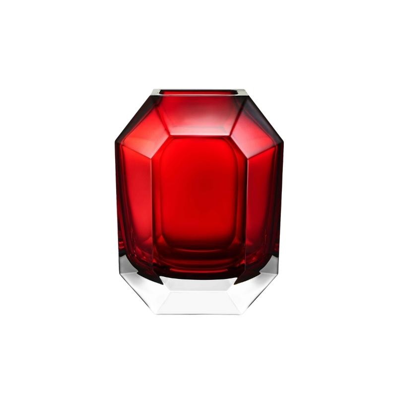 http://williambarthman.bluestar-apps.com/upload/product/BACCARAT OCTAGONE VASE ROUGE. 