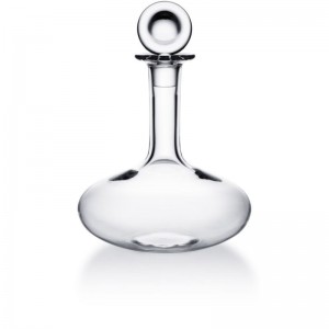 OENOLOGY decanter. 